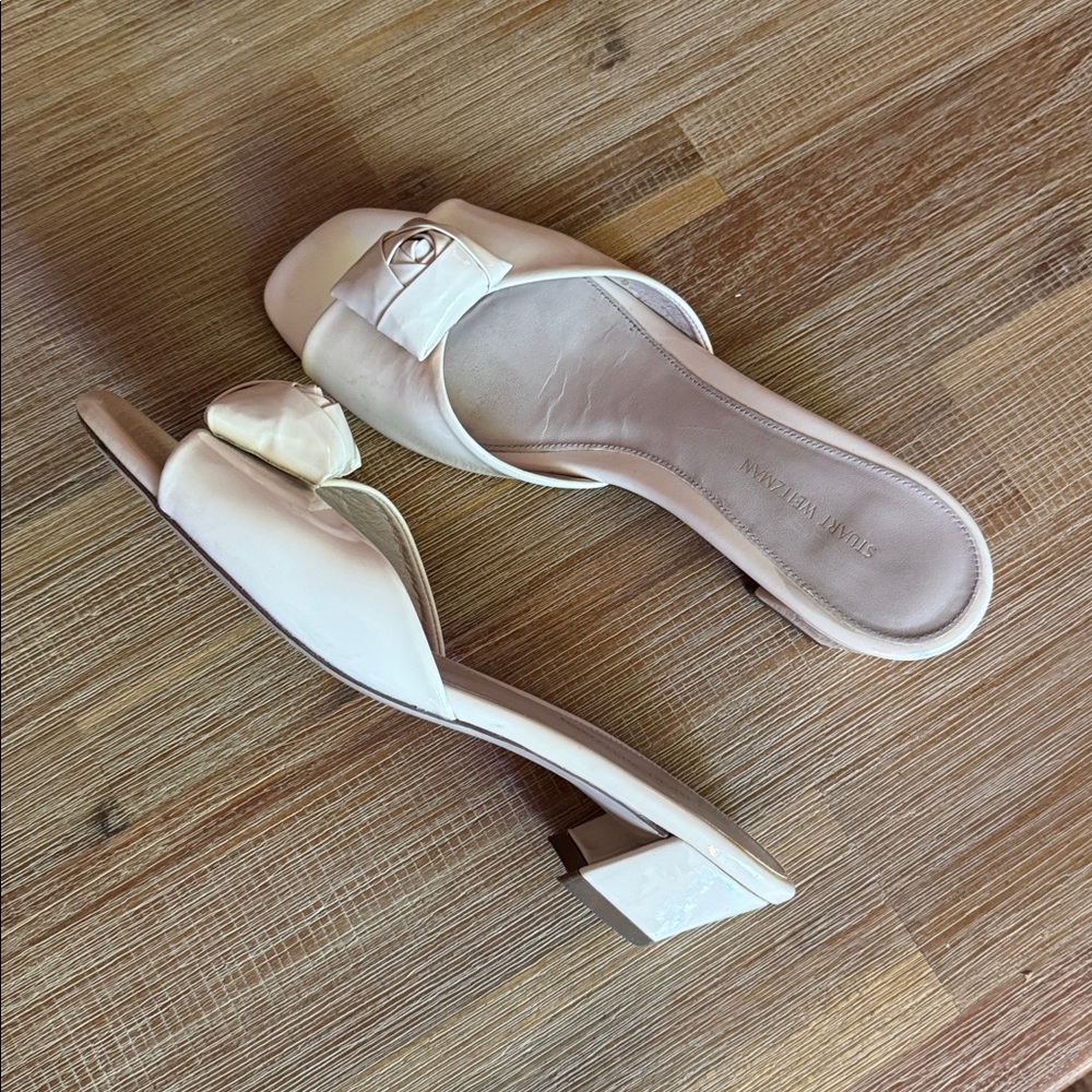 Stuart Weitzman Nude patent leather slide sandal size 8